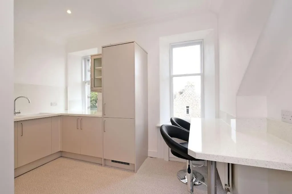 Luxury West End Apartment 阿伯丁 0*,